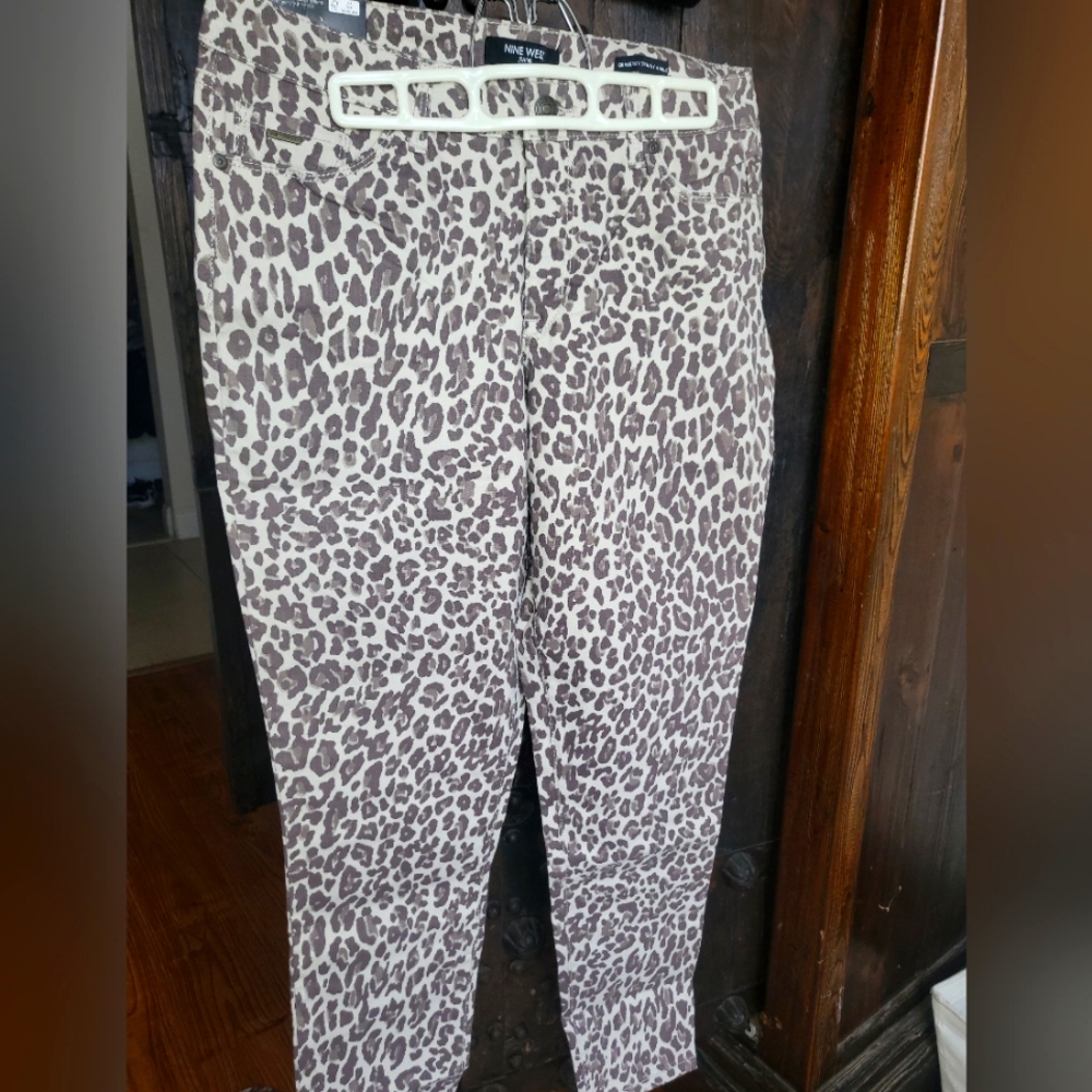 STRETCHY SKINNY JEANS size 10